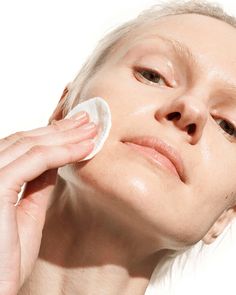 Best herbal skincare products to stay fresh in summer