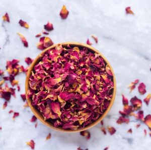 Rose Water for Summer Skincare
